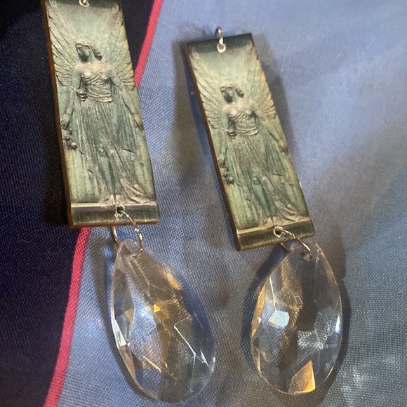 Strong Angels 😇 earrings - Picture 6 of 6